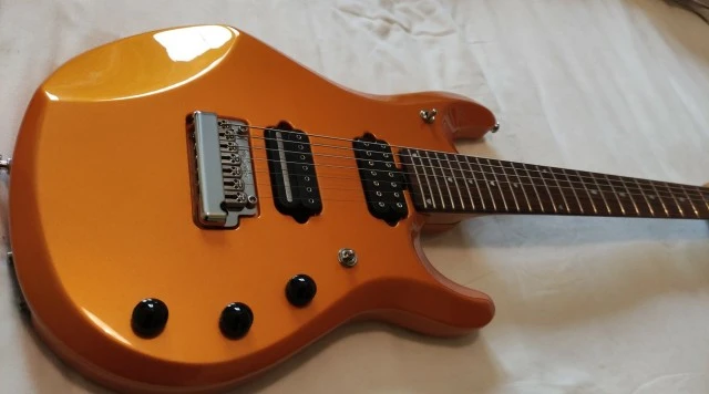 Musicman Petrucci JP7 tangerine pearl 