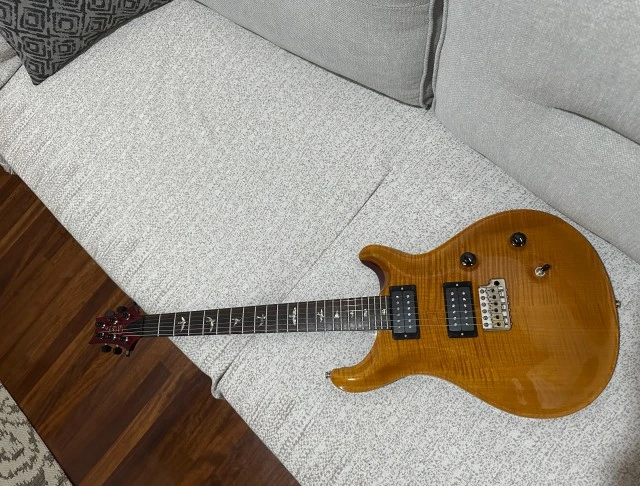 PRS Custom 24 10 Top Vintage Yellow 1996 MINT 3000€