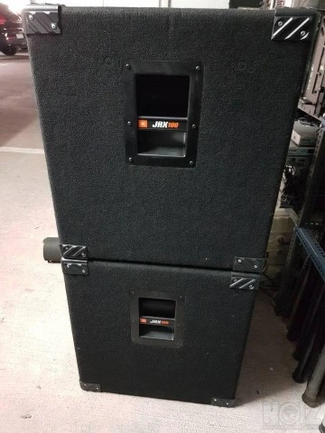 JBL 18