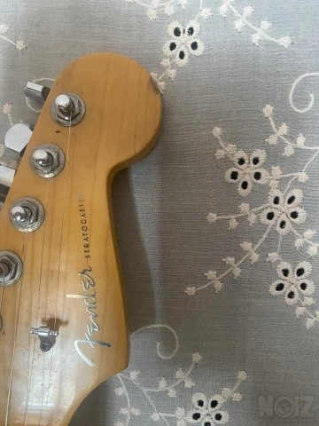 Πωλείται fender stratocaster USA