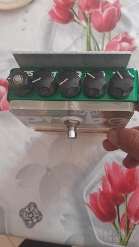 zvex effects fuzz factory probe