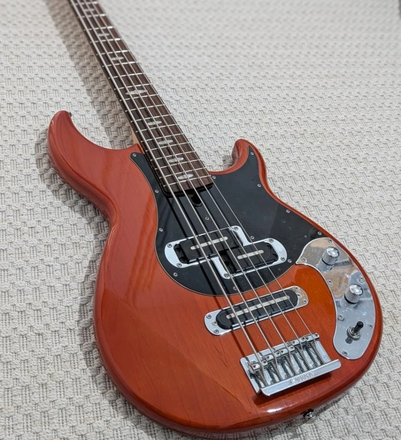 Yamaha BB1025X