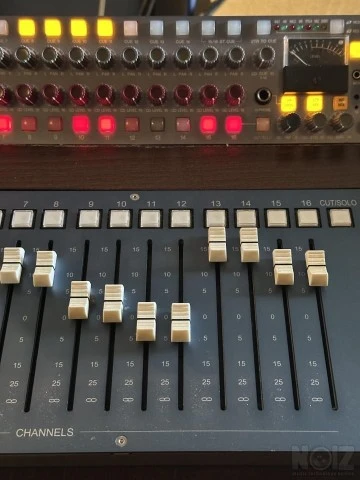 AMS Neve 8816 Summing &amp; Neve 8804 Fader 