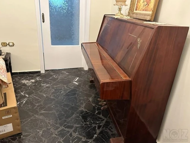 ΠΩΛΕΙΤΑΙ ΡΩΣΙΚΟ ΠΙΑΝΟ ΑΜΕΤΑΧΕΙΡΙΣΤΟ