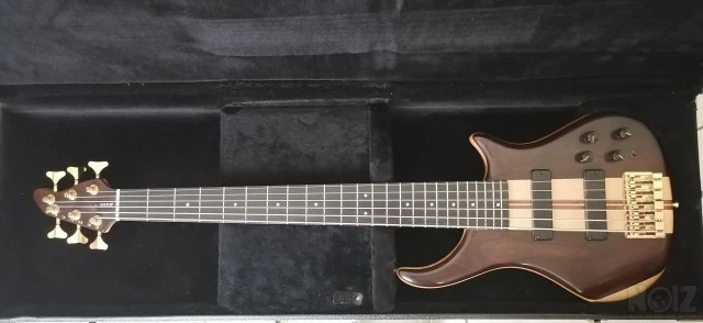 Pedulla Thunderbass ET-6 (Μείωση τιμής)