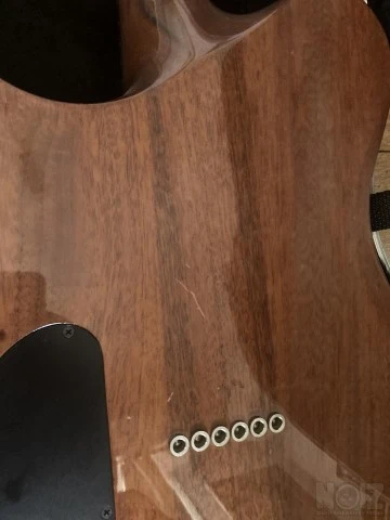 Carvin AE 185 neck through KOA top