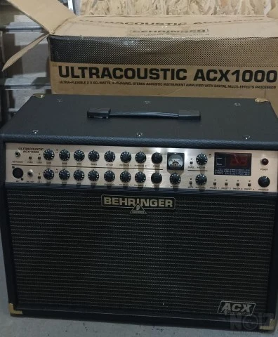Ενισχυτής κιθάρας Behringer acx1000
