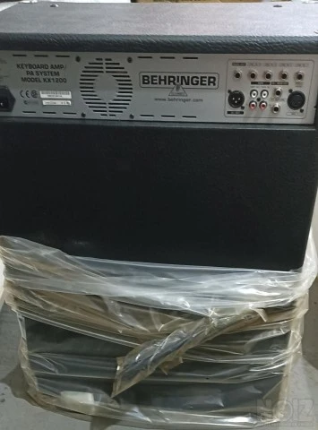 BEHRINGER KEYBOARD AMP