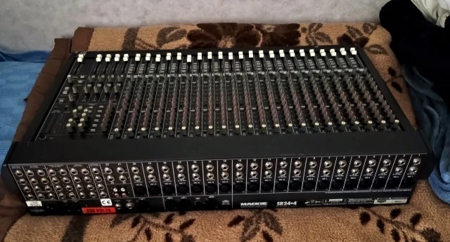 Mackie κονσόλα SR 24/4 VKZ PRO 