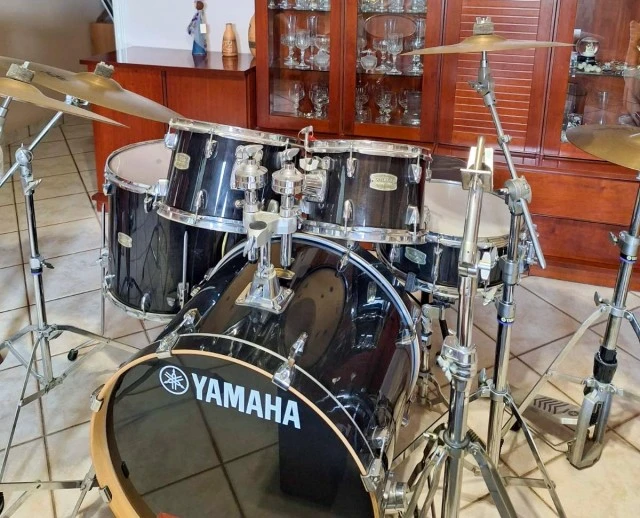 Yamaha Stage Custom SBT1007