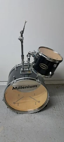 ΜΠΟΤΑ &amp; TOM Millenium