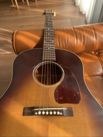 Gibson j45 Murphy Lab light aged 