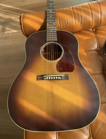 Gibson j45 Murphy Lab light aged 