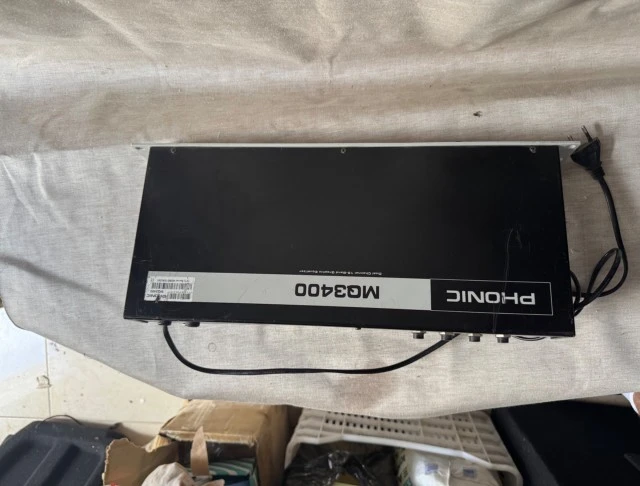Phonic MQ3400 – Dual Channel 15-Band Graphic Equalizer 