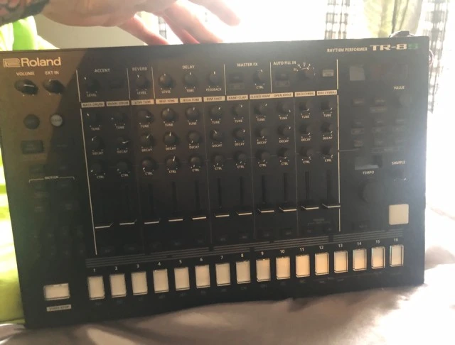  ROLAND TR8S+ROLAND BAG+STAND+SAMPLES ΑΝΤΑΛΛΑΖΩ/ΠΟΥΛΑΩ 