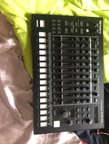  ROLAND TR8S+ROLAND BAG+STAND+SAMPLES ΑΝΤΑΛΛΑΖΩ/ΠΟΥΛΑΩ 