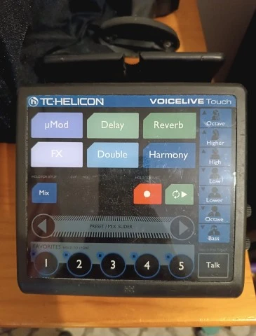 Πεταλιερα φωνής Tc Helicon Voicelive touch