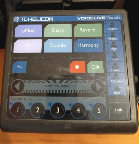 Πεταλιερα φωνής Tc Helicon Voicelive touch