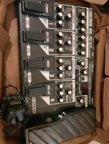Complete Guitar Rig: J&amp;D SG-Style Guitar + Boss ME-