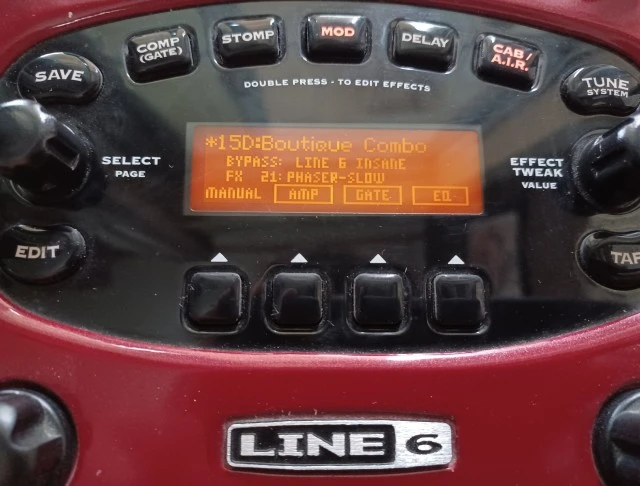 Line 6 POD XT Multi-Effect &amp; Amp Modeler