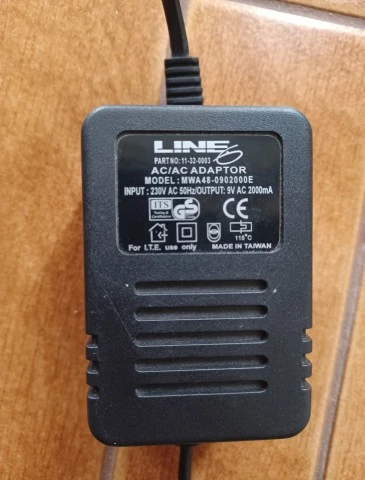 Line 6 POD XT Multi-Effect &amp; Amp Modeler