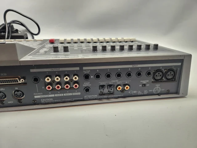 ROLAND VS-1680 DIGITAL 16 TRACK RECORDER