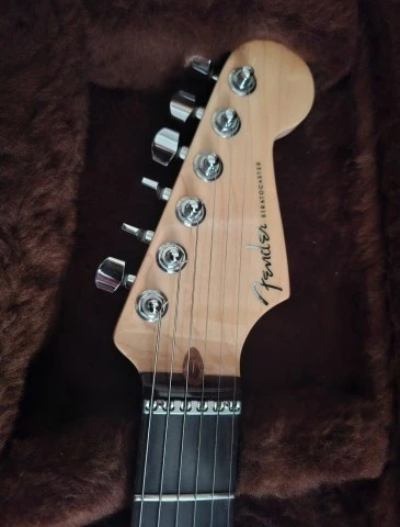 American deluxe stratocaster FMT