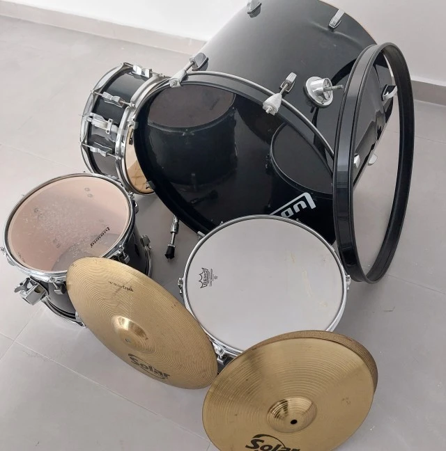 LUDWIG DRUM SET + SABIAN / TURKEY CYMBALS