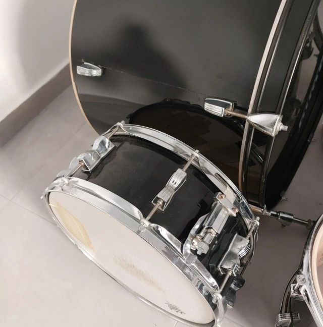 LUDWIG DRUM SET + SABIAN / TURKEY CYMBALS