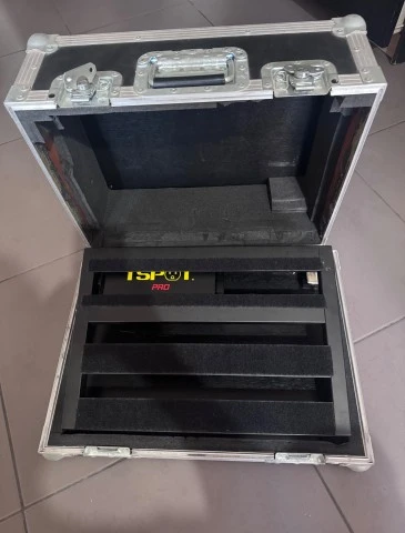 Truetone 1 spot pro cs 12.. pedal train classic jr