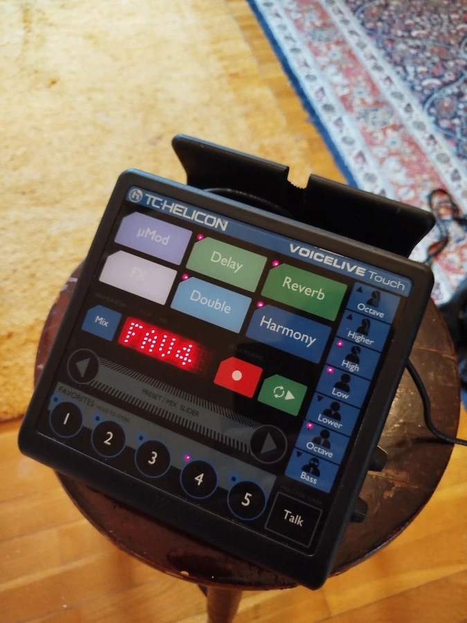 TC Helicon VoiceLive Touch