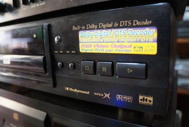 Pioneer DV-636D DVD &amp; CD player (2000)