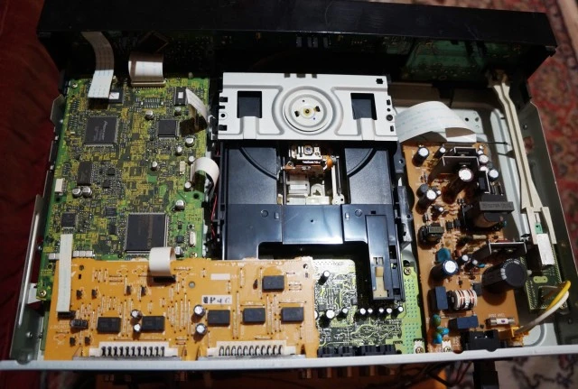 Pioneer DV-636D DVD &amp; CD player (2000)