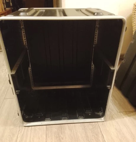 SKB Rack Case 12U