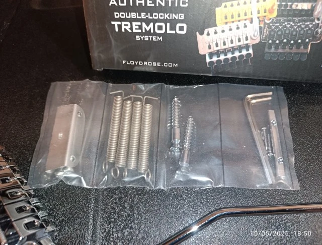 Floyd Rose non fine tuner 