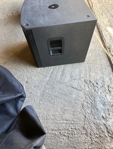 Subwoofer electrovoice EKX 18SP