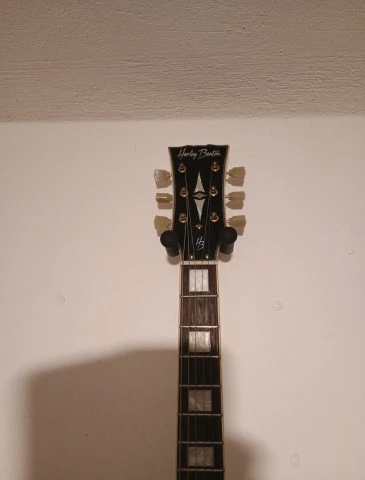 Harley Benton DC-600 VI Vintage Series μαζι με θήκη