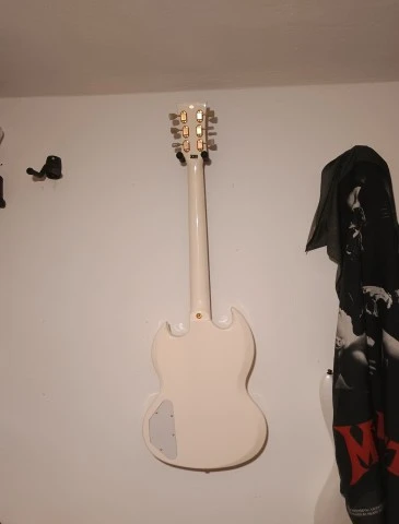 Harley Benton DC-600 VI Vintage Series μαζι με θήκη