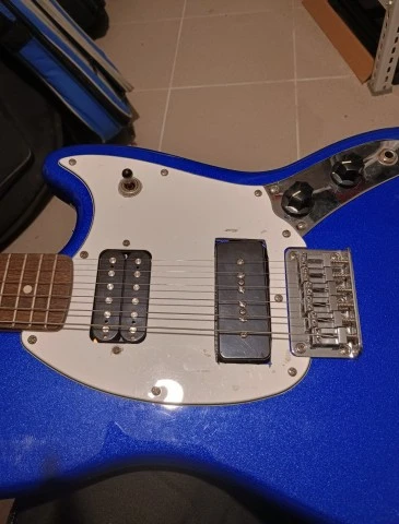 Squier Mustang + θήκη