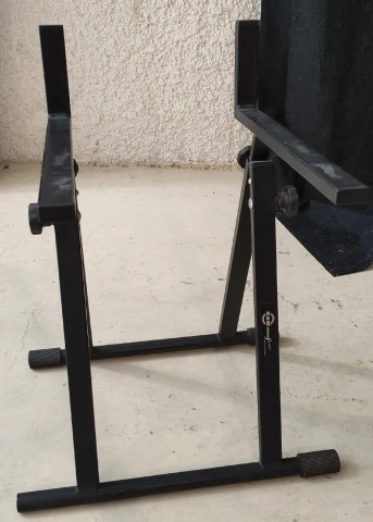 K&M 28101 Monitor/Amp stand