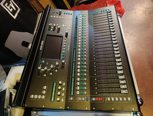 Allen &amp; Heath SQ6