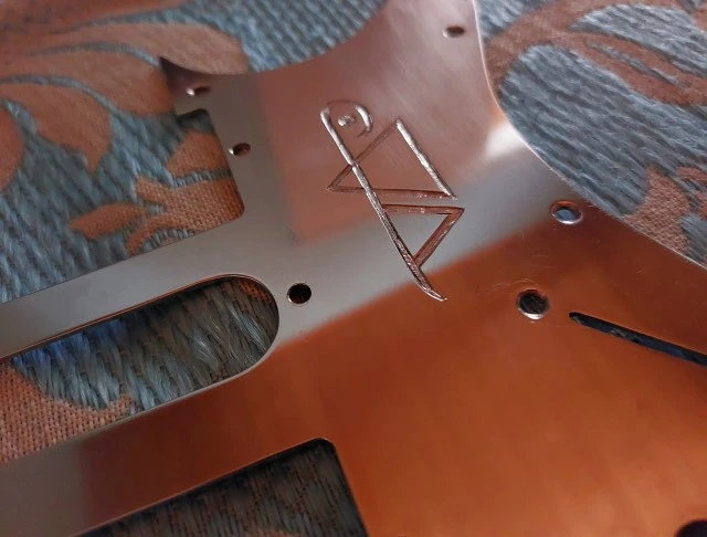 Ibanez Universe Custom Pickquard