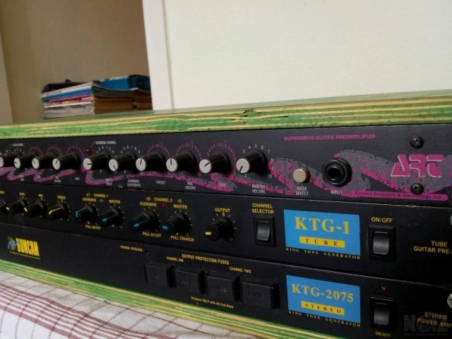 ΠΩΛΕΊΤΑΙ Rack preamp ,rack τελικός.
