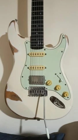 Custom Stratocaster by Pavezas