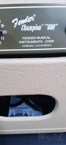 FENDER CHAMP-600