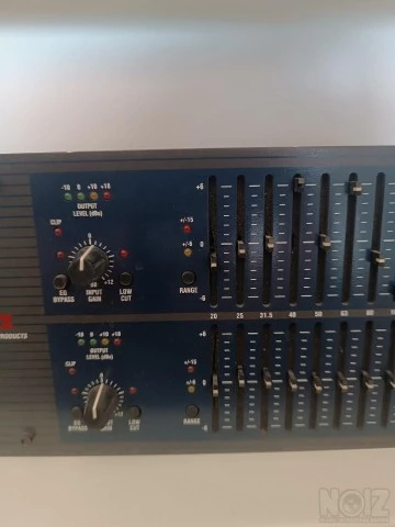 DBX 1231 GRAPHIC EQUALIZER