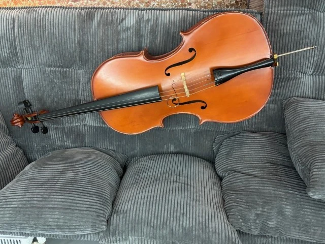 Τσέλο Cello Tselo