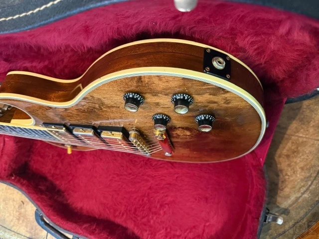 GIBSON LES PAUL ARTISAN 1976