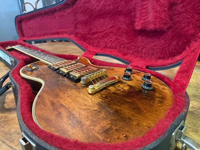 GIBSON LES PAUL ARTISAN 1976