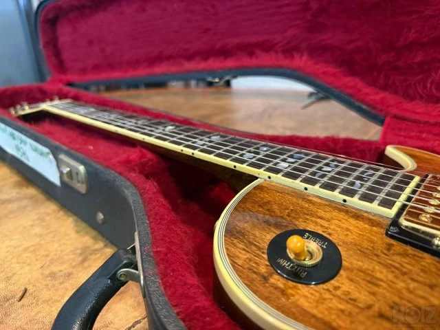 GIBSON LES PAUL ARTISAN 1976